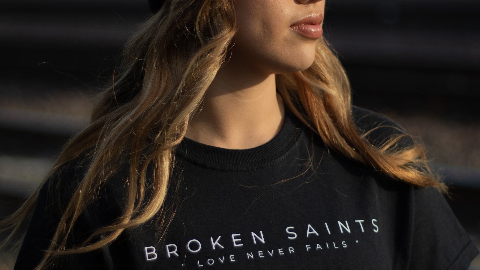 Why Is ‌T-Shirt Business ⁣Popular?