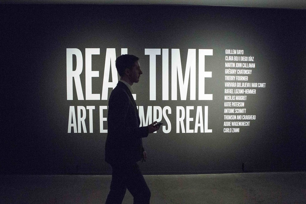 8. Real-Time Notifications Keep Users in App Loop